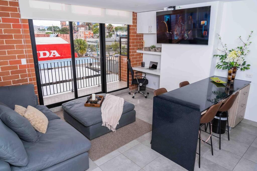 Lovely 1 Bedroom Unit With Free Parking Modra Zone 4 Città del Guatemala Esterno foto