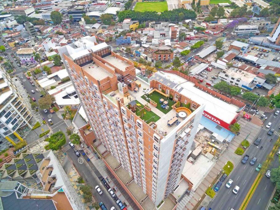 Lovely 1 Bedroom Unit With Free Parking Modra Zone 4 Città del Guatemala Esterno foto
